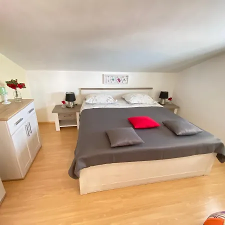 Apartman Tomi & Ivana