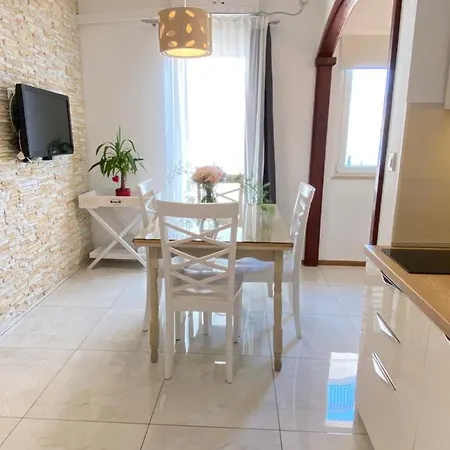 Tomi & Ivana Apartman Trogir