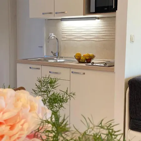 Tomi & Ivana Apartman *