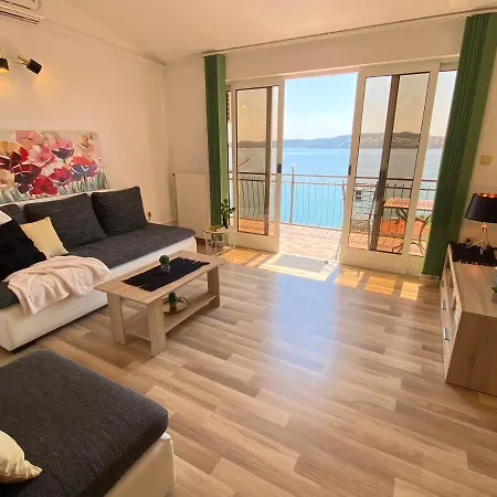 Tomi & Ivana Apartman Trogir
